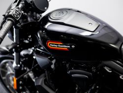 HARLEY-DAVIDSON - Nightster 975