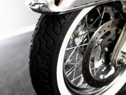 HARLEY-DAVIDSON - FLHRC Road King Classic