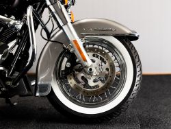 HARLEY-DAVIDSON - FLHRC Road King Classic