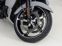 HARLEY-DAVIDSON - FLHXU Street Glide Ultra Black