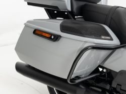 HARLEY-DAVIDSON - FLHXU Street Glide Ultra Black
