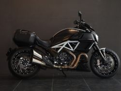 Diavel Carbon - DUCATI