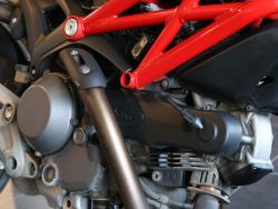 DUCATI - Monster 1100