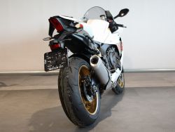 YAMAHA - YZF R1 World GP 60th Anni