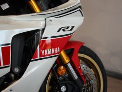 YAMAHA - YZF R1 World GP 60th Anni