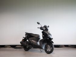 YAMAHA - RAYZR