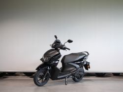YAMAHA - RAYZR
