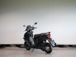 YAMAHA - RAYZR