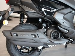 YAMAHA - RAYZR