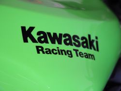 KAWASAKI - ZX-6 R