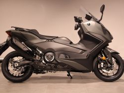 T-MAX 560 - YAMAHA
