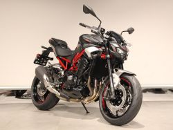 KAWASAKI - Z 900