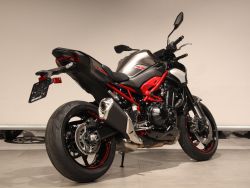 KAWASAKI - Z 900