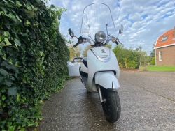SYM - Allo (Cello) 25 km/h