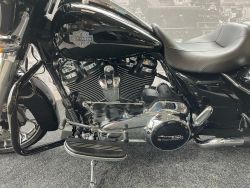 HARLEY-DAVIDSON - FLHXS STREET GLIDE SPECIAL