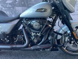 HARLEY-DAVIDSON - FLHX STREET GLIDE Solid Colour