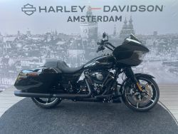 FLTRX ROAD GLIDE Black Trim -