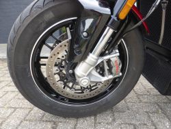 TRIUMPH - Rocket 3 GT 221 Editie BTW mot