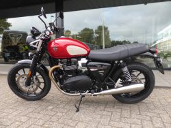 TRIUMPH - Speed Twin 900 / Street twin