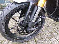 TRIUMPH - Speed 400 NEW Speed 400