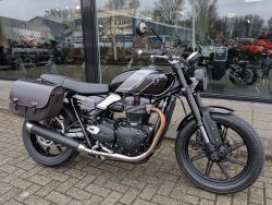 Speed Twin 900 van de eerste e
