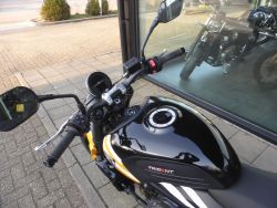 TRIUMPH - Trident 660 cruise control, sh