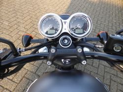 TRIUMPH - Bonneville T120 Black Bonnevil