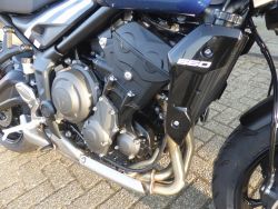TRIUMPH - Trident 660 cruise control, sh