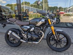 Scrambler 400 X Nu met Ç 350,-