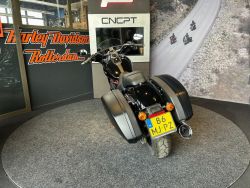 HARLEY-DAVIDSON - FLSB SPORT GLIDE