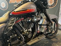 HARLEY-DAVIDSON - FLHXSE CVO STREET GLIDE