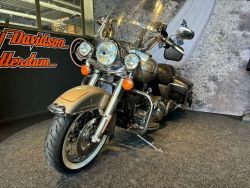 HARLEY-DAVIDSON - FLHRC Road King Classic