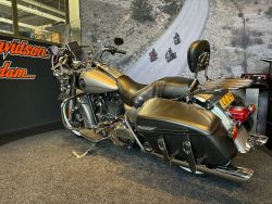 HARLEY-DAVIDSON - FLHRC Road King Classic