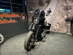 HARLEY-DAVIDSON - FLSB SPORT GLIDE