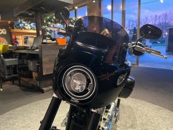 HARLEY-DAVIDSON - FLSB SPORT GLIDE