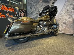 HARLEY-DAVIDSON - FLHXS STREET GLIDE