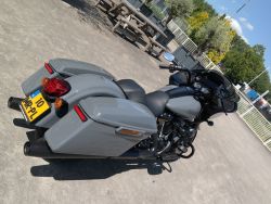 HARLEY-DAVIDSON - FLTRXST ROAD GLIDE ST