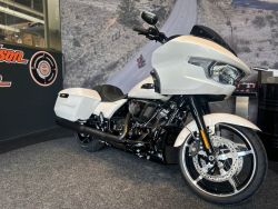 FLTRX ROAD GLIDE Solid Colour