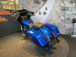 HARLEY-DAVIDSON - FLHX STREET GLIDE Solid Colour