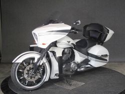 VICTORY - MAGNUM Door ons als nieuw gele