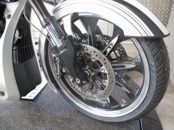 VICTORY - MAGNUM Door ons als nieuw gele