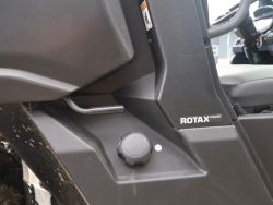 CAN-AM - Traxter HD7 DEMO SSV Traxter m
