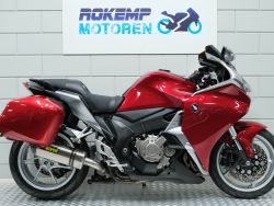 VFR 1200 F DCT ABS