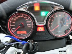 MOTO GUZZI - BREVA 750 I.E. TOUR