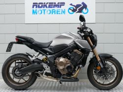 CB 650 R NEO SPORTS CAFÚ TOUR