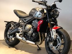 TRIUMPH - TRIDENT 660