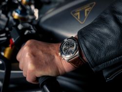 TRIUMPH - Speed Triple 1200 RR