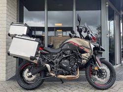 TRK 702 X