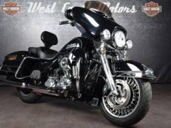 HARLEY-DAVIDSON - FLHT Electra Glide Standaard