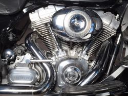 HARLEY-DAVIDSON - FLHT Electra Glide Standaard